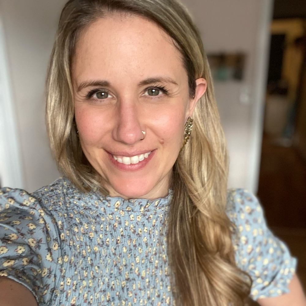 Meet your Posher, Emily